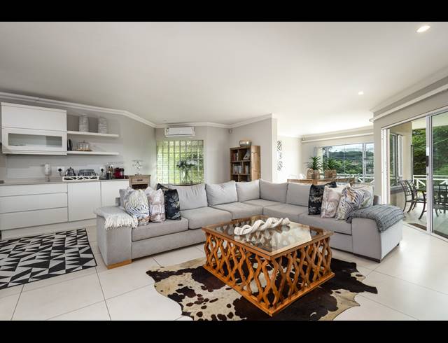 3 BEDROOM SIMPLEX FOR SALE IN LA LUCIA